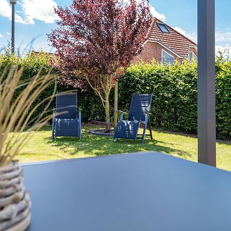 Deichblick Villa Greetsiel Exterior photo